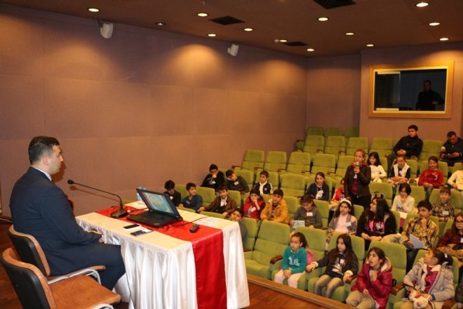 Büyükçekmece Belediyesi Çocuk Meclisi Yiğit Gören`i seçti