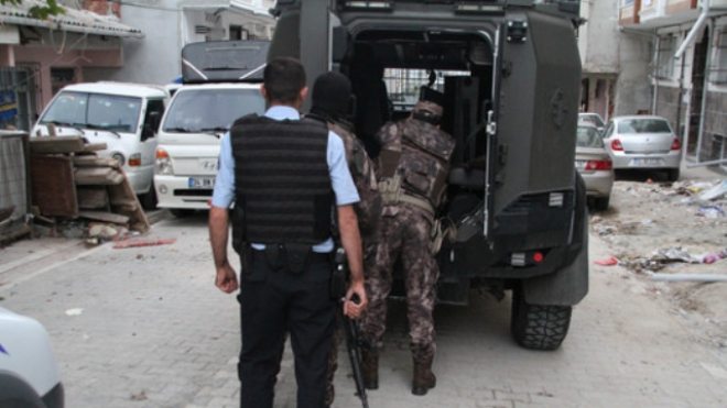 İstanbul merkezli uyuşturucu operasyonunda 20 gözaltı