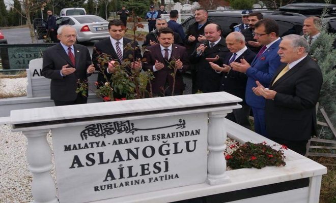 Kılıçdaroğlu, Aslanoğlu`nun Mezarını Ziyaret Etti