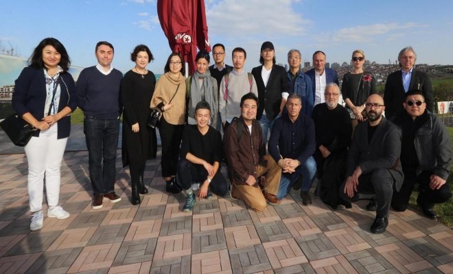 Çin`den Gelen Yapımcı Ve Yönetmenler MIDWOOD