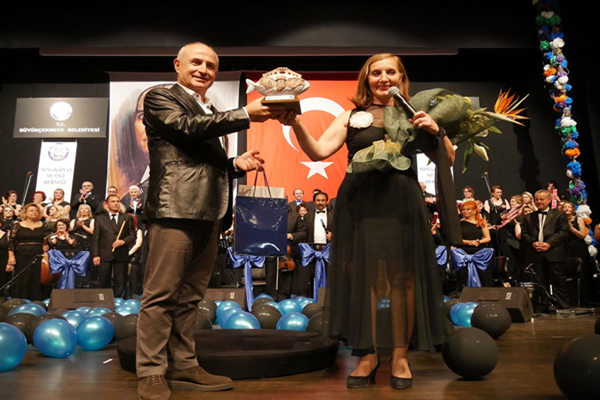 Türk Musikisine gönül vermiş bir Alman milletvekili 
