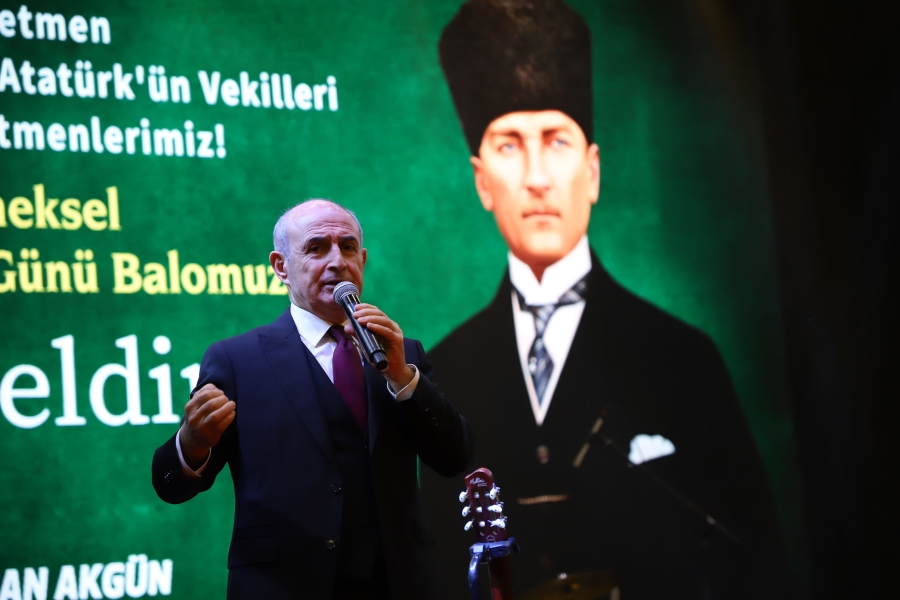 “Öğretmene hizmet bu ülkeye yapılabilecek en büyük hizmettir”