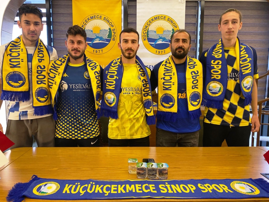 KÜÇÜKÇEKMECE SİNOP SPOR TRANSFERLERİNİ TANITTI