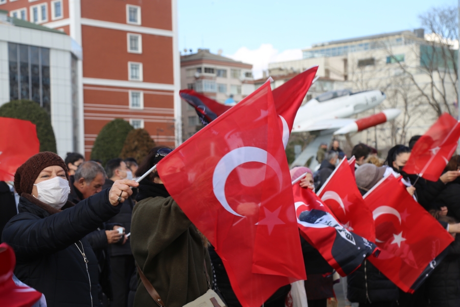 Samsun’da Atatürk Anıtı’na yapılan saldırıya Büyükçekmece’den sert tepki