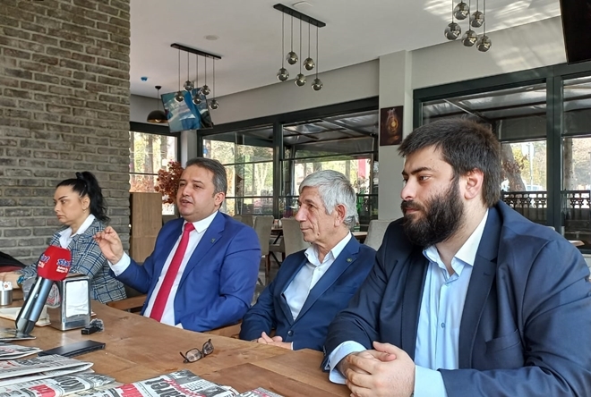 Gelecek Partisi Beylikdüzü Teşkilatı Gazetecilerle Buluştu