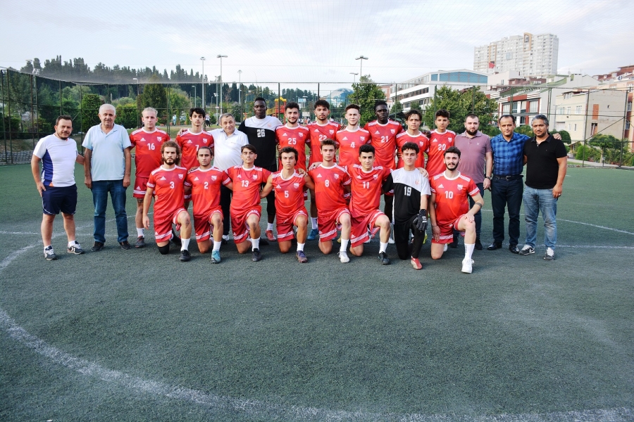 Söğütlüçeşmespor sahaya indi