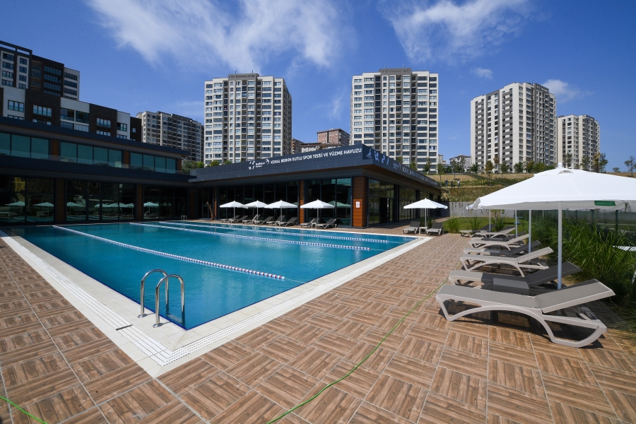 KORAL BERKİN KUTLU SPOR TESİSİ VE YÜZME HAVUZU AÇILDI