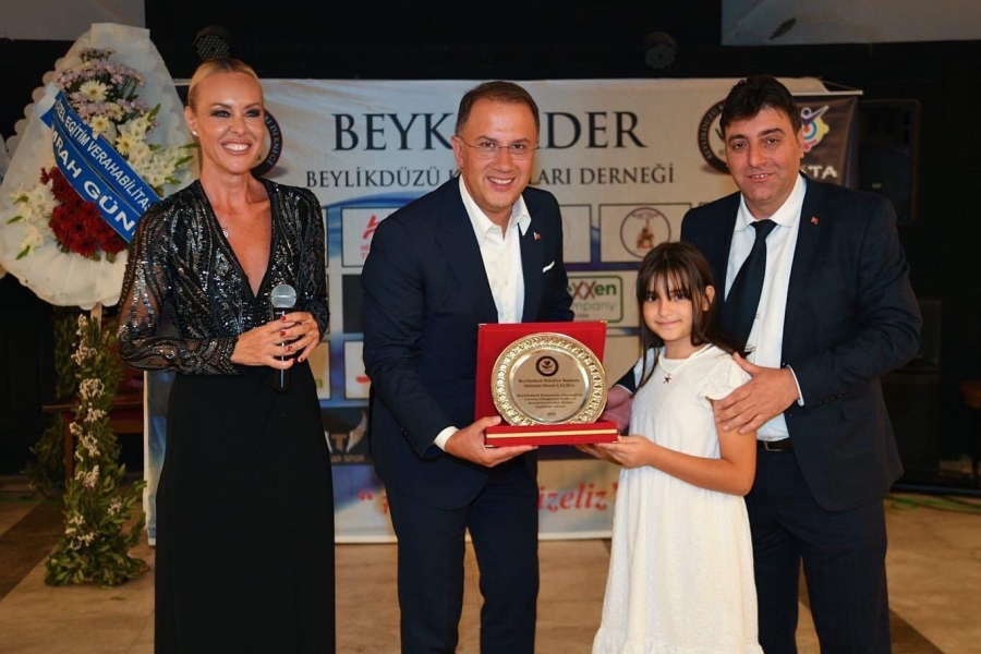 BEYKOMDER 2. DAYANIŞMA GECESİ YAPILDI