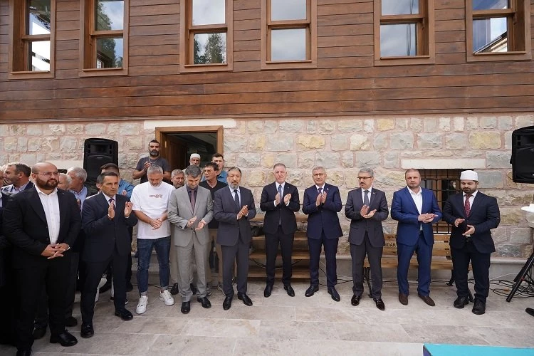 Bülbülderesi Fevziye Hatun Camii gün yüzüne çıktı