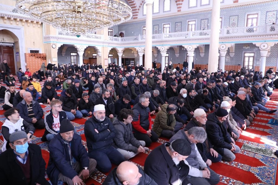 Depremde hayatını kaybedenler için mevlit okutuldu