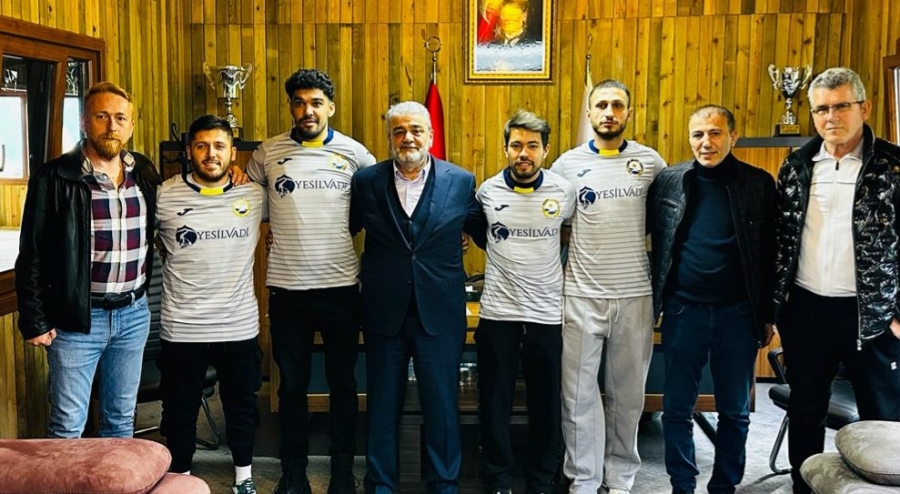 Küçükçekmece Sinopspor Transfere Doymuyor