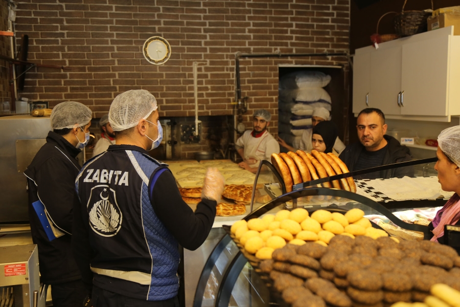 Belediye fırınlarda gramaj ve hijyen denetimi yaptı