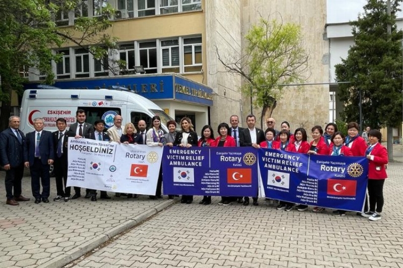 Rotary Kulüplerinden sağlık sektörüne anlamlı bağış