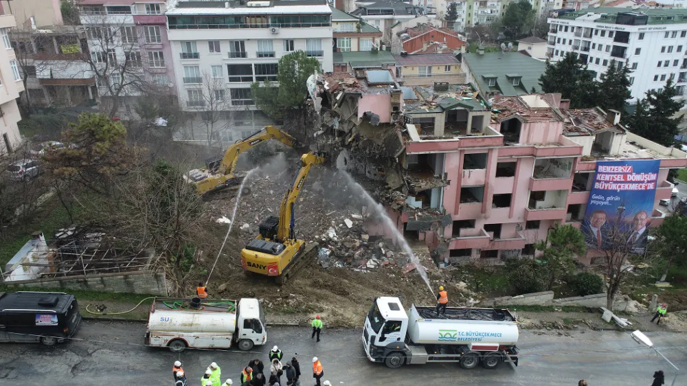 Başkan Akgün: 160 binden fazla insanımızın canını kurtardık