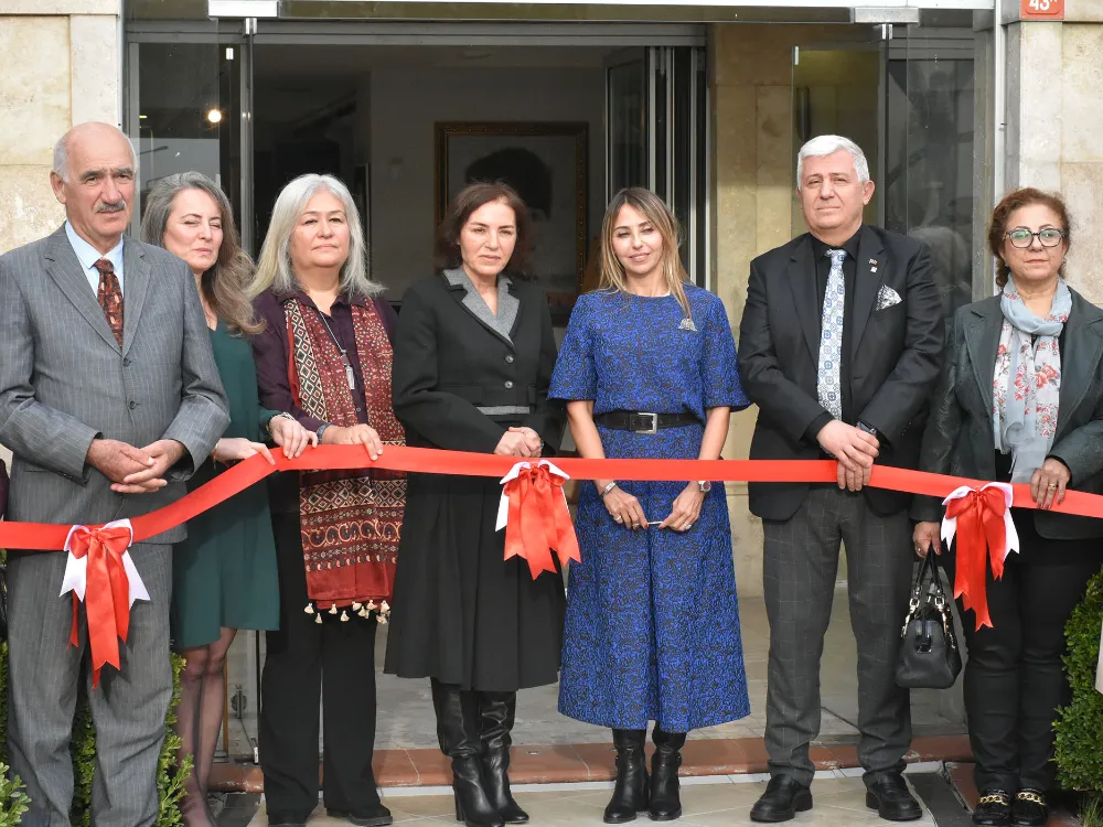 Kuşlardan ilham alan sergi, sanatseverleri doğayla buluşturdu