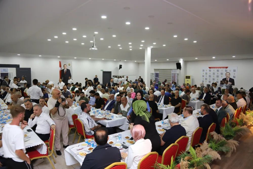 AK PARTİLİLER ESENYURT