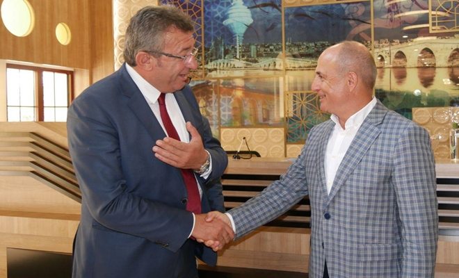 Yeni Belediye binasına hayran kaldılar