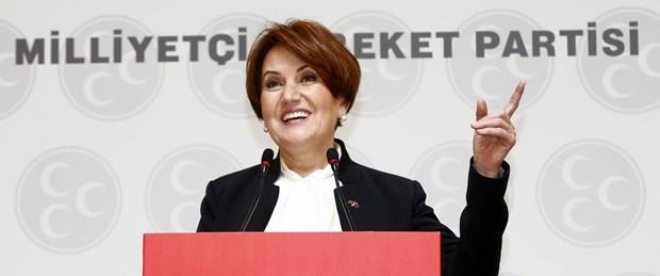 MHP`Lİ AKŞENER GENEL BAŞKANLIĞINA GÖZ KIRPTI