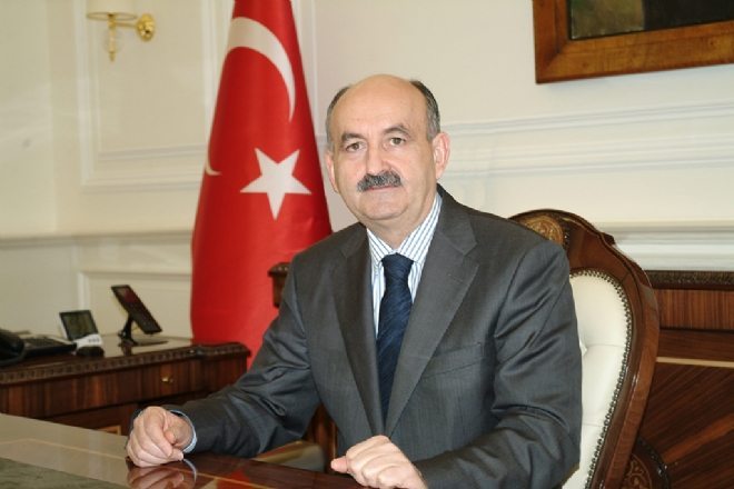 Bakan Müezzinoğlu`na Stent Takıldı