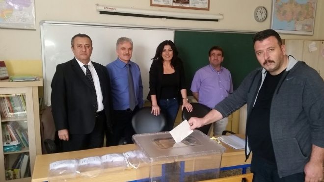 İLKSAN SEÇİMLERİ BEYLİKDÜZÜ`NDE YAPILIYOR