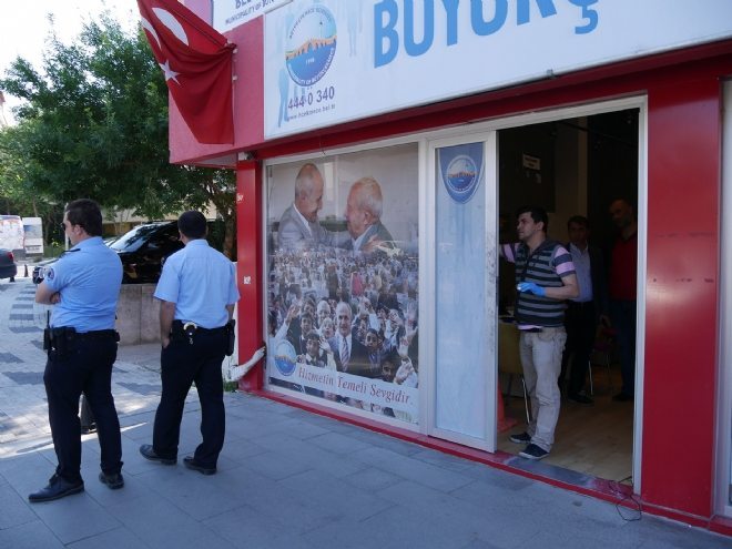 B.Çekmece Belediyesi Halkla İlişkiler Müdürlüğü Soyuldu
