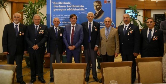   Başkan Akgün gazileri ağırladı
