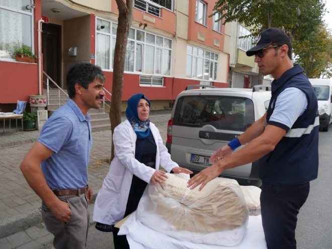 Büyükçekmece`de zabıta timleri göz açtırmıyor