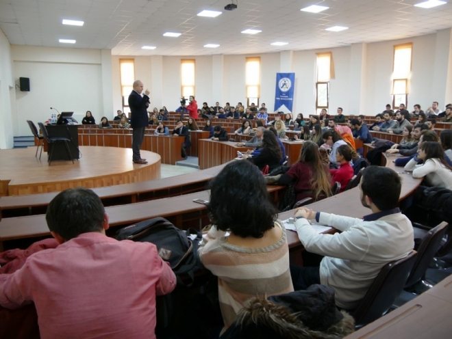 Belediyeciliğin duayeni Akgün kent yönetimini anlattı