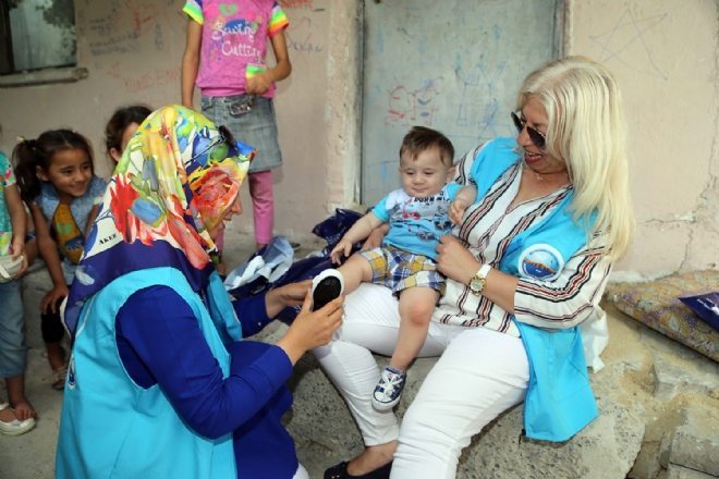 Büyükçekmece Belediyesi 10 bin 400 aileye kucak açtı