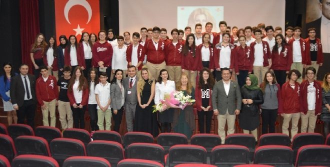 MEKTEBİM OKULLARI TİYATROCULARI AĞIRLADI