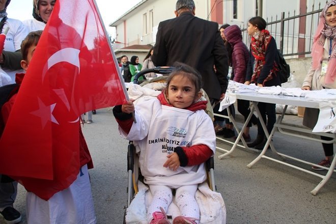 Binlerce Esenyurtlu sağlık için yürüdü