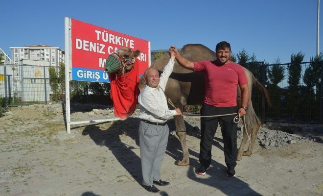 Balıkçı Kenan`dan Recep Kara`ya balık ziyafeti