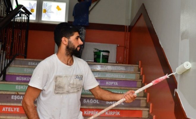 Beylikdüzü Belediyesi Okullarda Çalışma Başlattı