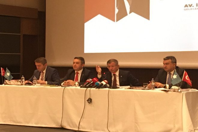 AHMET DAVUTOĞLU İSTANBUL BASINI İLE BULUŞTU