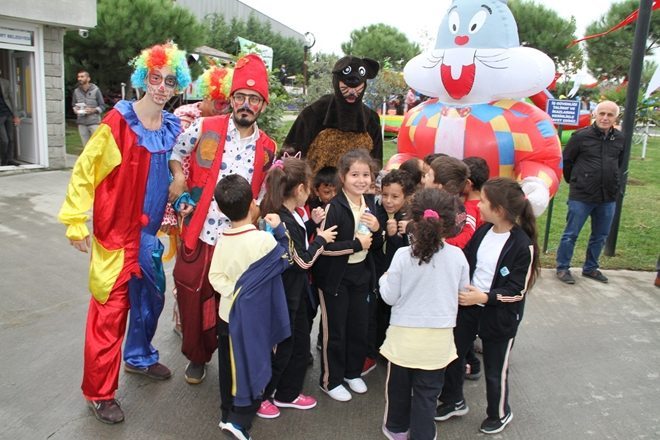 Esenyurt`ta Hayvanlar Günü Etkinliği