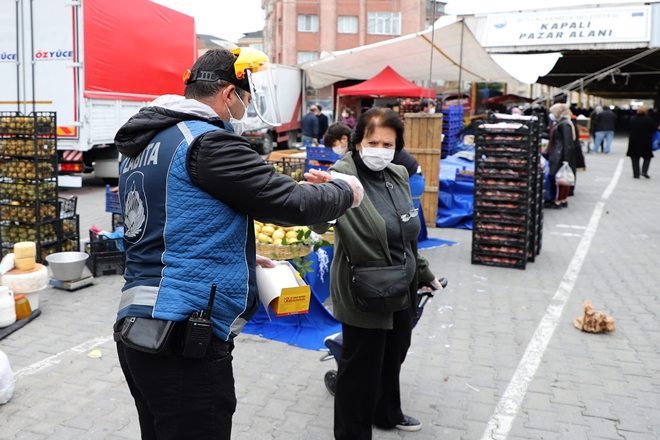 Covid-19 a Karşı Zabıta Timleri Görevde