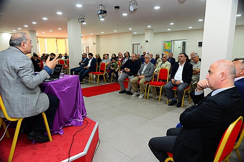 BEYLİKDÜZÜ HALKI OLASI AFETLERE KARŞI BİLİNÇLENİYOR