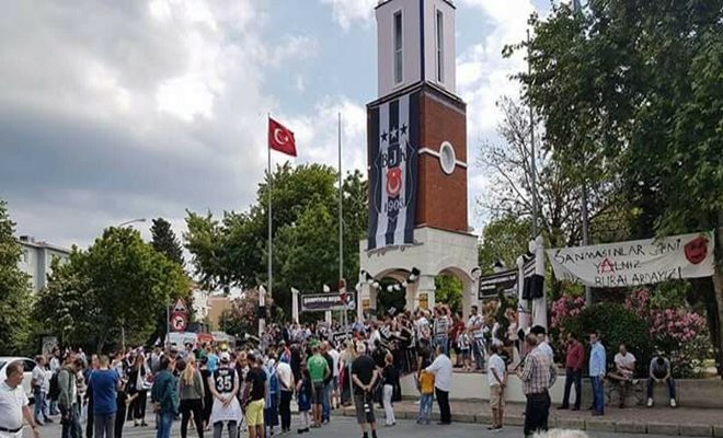 BEŞİKTAŞ BAYRAĞI BÜYÜKÇEKMECE ŞAMPİYONLAR ANITI`NDA 