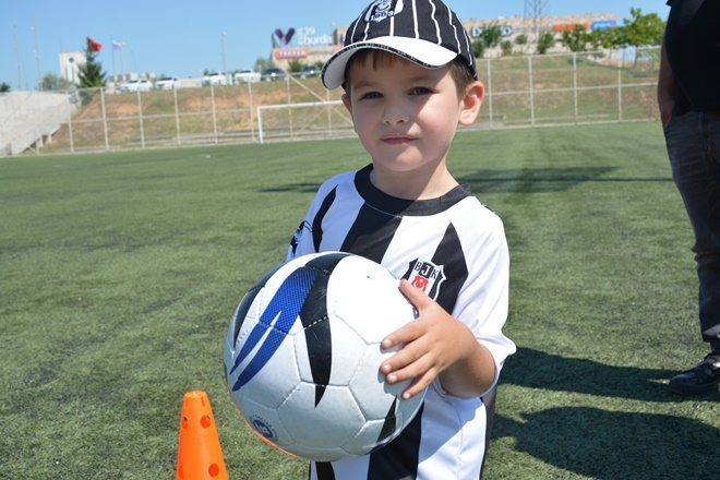 Beşiktaş Lüleburgaz Futbol okulu start verdi