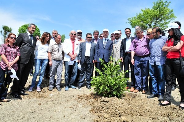 Beylikdüzü`nde Gazetecilere Hatıra Ormanı